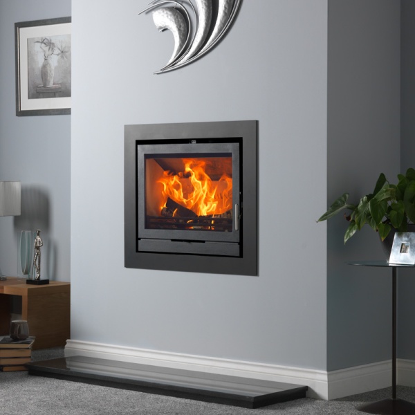 Charlton & Jenrick Fireline FPi8-3 8kw Multifuel Inset Stove